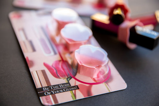 Should The Color Of Your Lip Gloss Match Your Clothes?